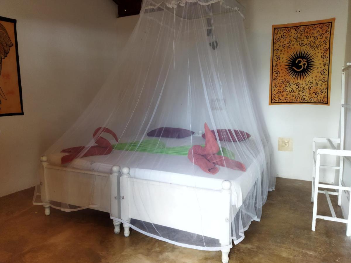 Sunchaser Beach Hotel Tangalle Ngoại thất bức ảnh